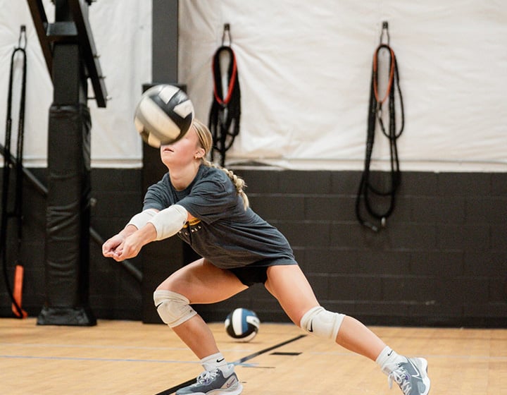 Volleyball Clinics & Camps