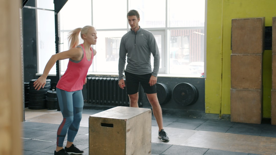 why-you-need-a-fitness-coach-in-your-corner-image 1 on 1 fitness coaching