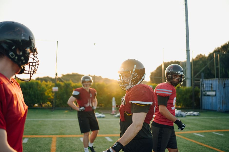 the-gridiron-blueprint-essential-american-football-skills-training-for-future-pros-image american football training skills